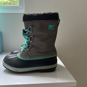 Girls Sorel Snow Boots
